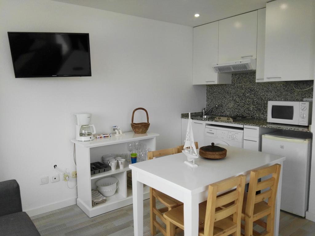 Vista Roses Mar - Apartamento Con Piscina Lejlighed Eksteriør billede